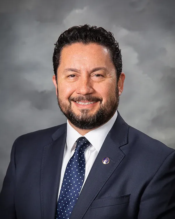 Gustavo V. Camacho