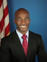 Tyron Hampton